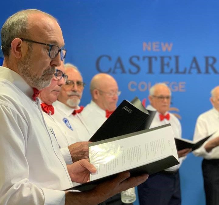 El Coro del Centro de Día de Lo Pagán visita New Castelar College